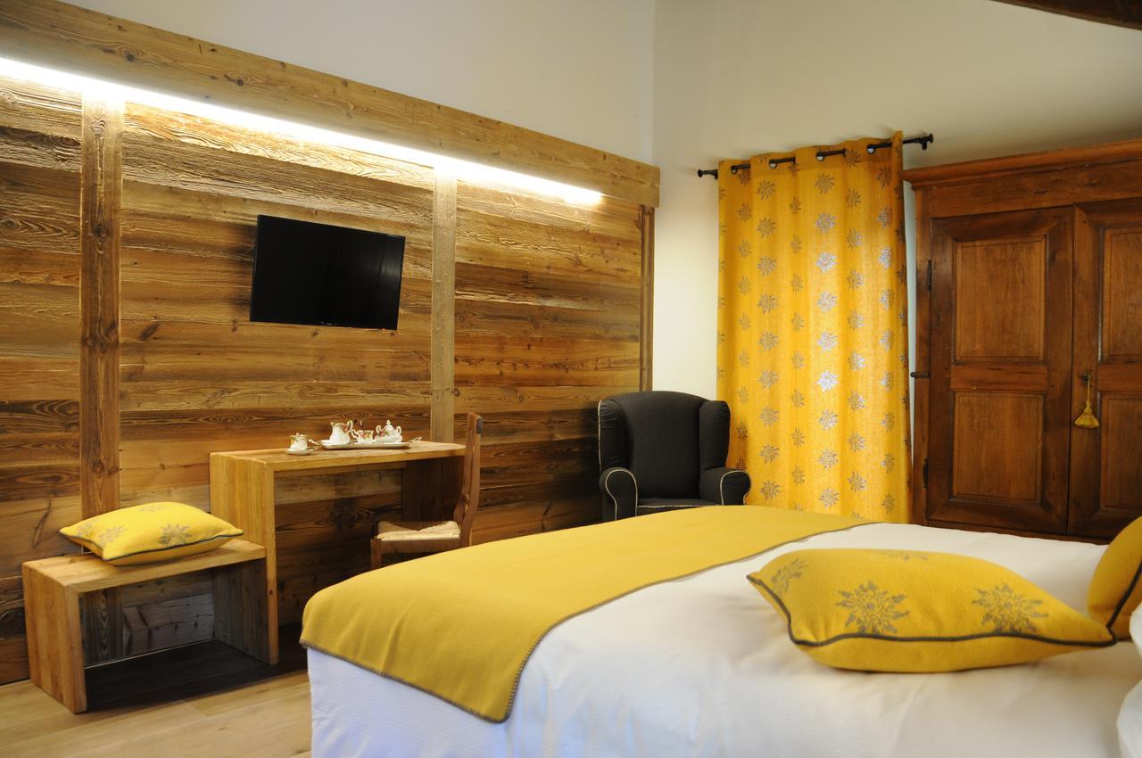 L'Abri Des Amis Hotel Courmayeur Exterior foto
