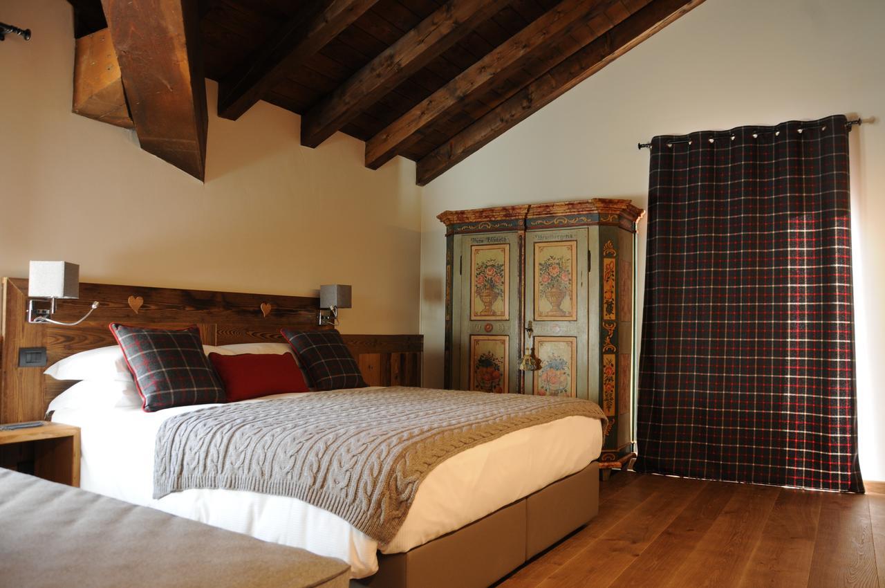 L'Abri Des Amis Hotel Courmayeur Exterior foto