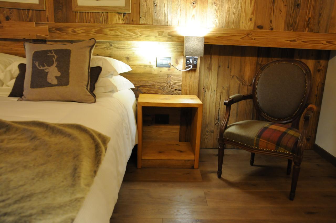 L'Abri Des Amis Hotel Courmayeur Exterior foto